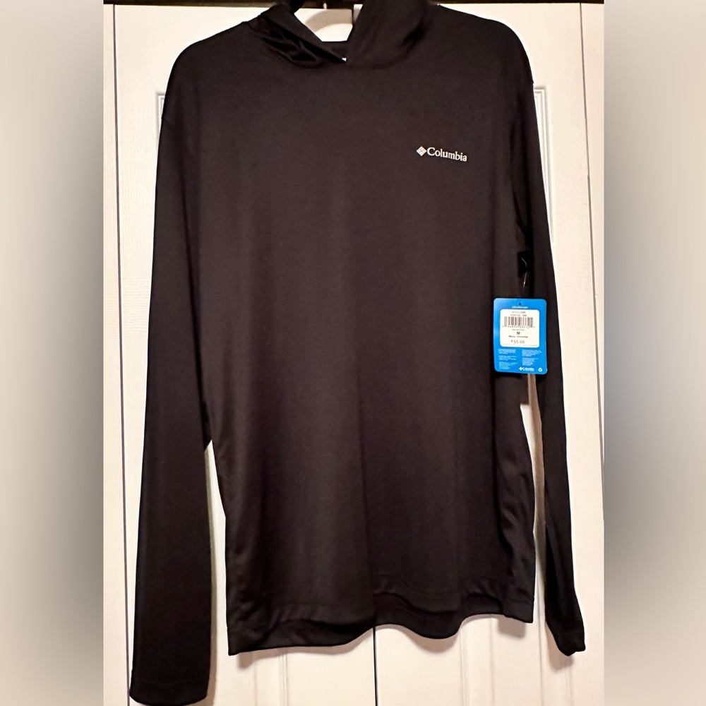 Columbia omnishade men’s long sleeved hooded shirt medium UPF 50. NWT.